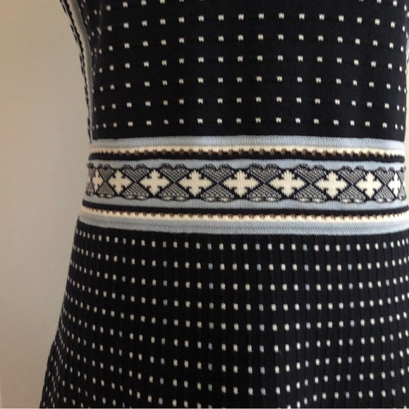 Tory Burch size medium, dark blue geometric pattern dress. - Picture 3 of 8